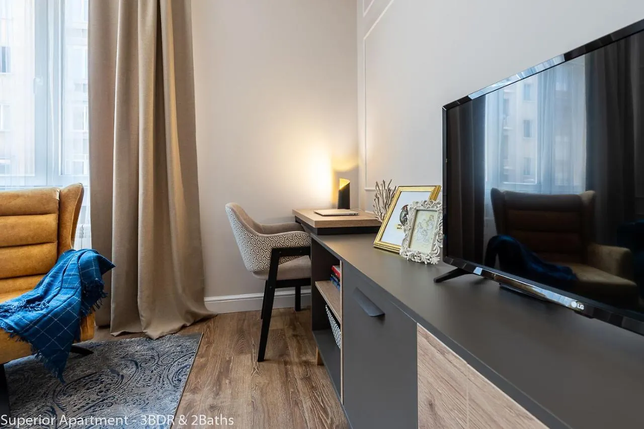 Luxury & Unique - Top Center Apt. - 3Bdr & 2 Baths Σόφια 0*,  Βουλγαρία